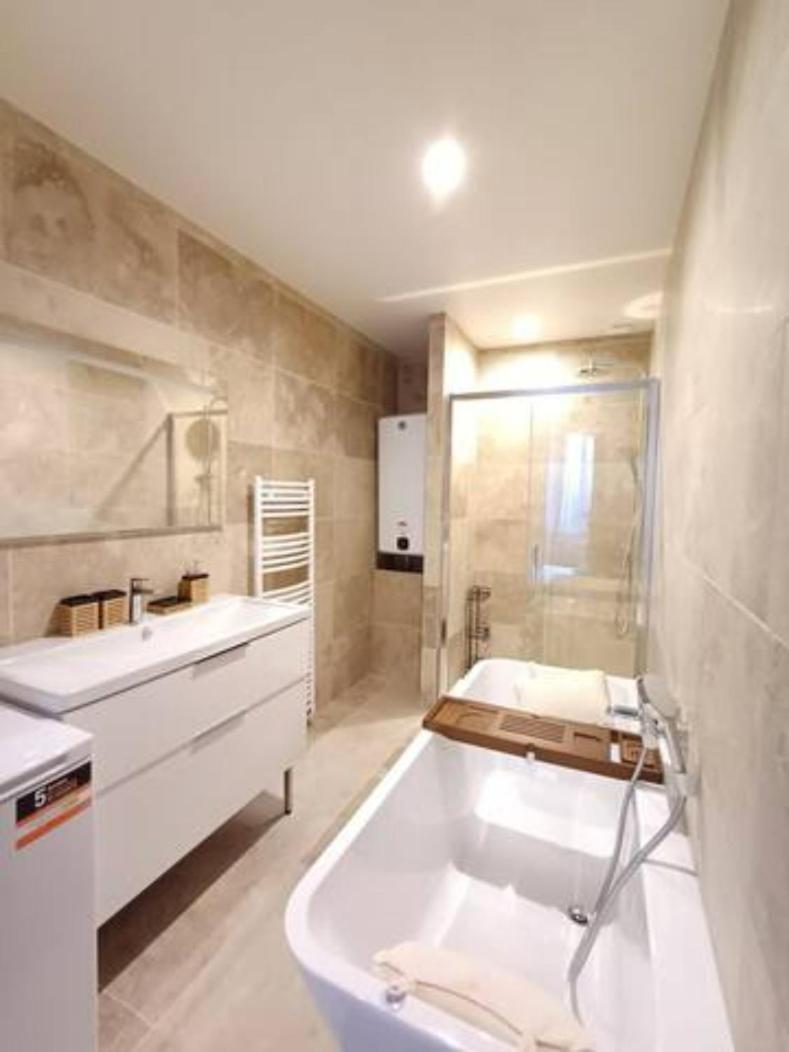 Le Sainte Claire - Majord'Home Annecy Centre Ngoại thất bức ảnh